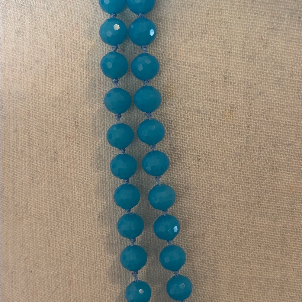 BERMUDA BLUE DOUBLE PEARL NECKLACE - Picture 2 of 6